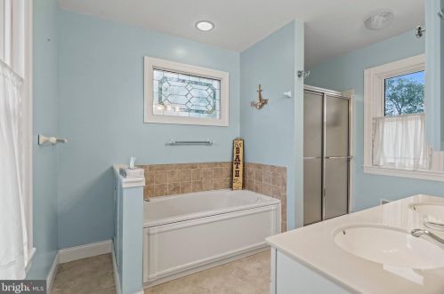 416 Highland Ave, West Deptford NJ 08096-5351 exterior