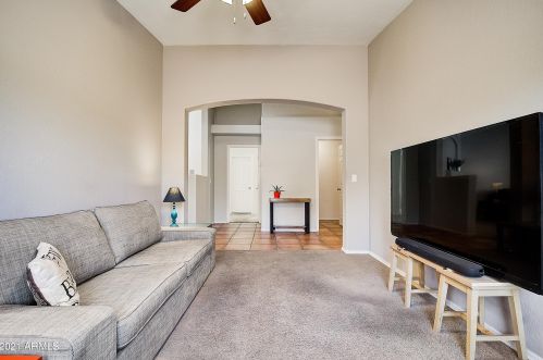 1729 Beautiful Ln, Phoenix AZ 85041-7622 exterior