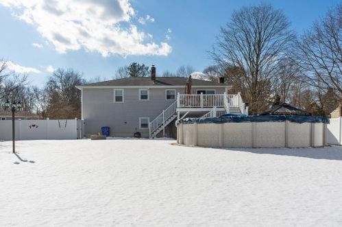 54 Apple Blossom Ln, Taunton MA 02780-4718 exterior