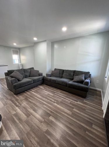 4318 6th St, Philadelphia PA  19140-2314 exterior