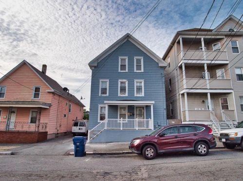 24 Adams St, New Bedford MA 02746-1333 exterior