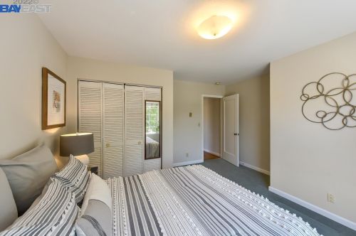 924 Brg Rd, San Leandro CA 94577-3805 exterior