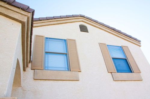 5825 31st Dr, Phoenix AZ  85041-4304 exterior