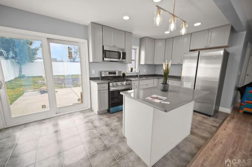 86 Marion St, Carteret NJ  07008-2027 exterior