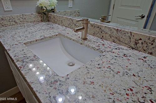 6426 38 Dr, Phoenix AZ 85029-2007 exterior