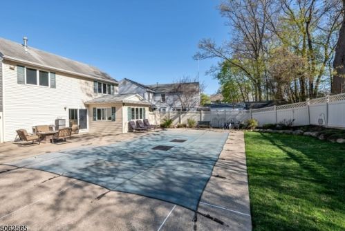 36 Kaywin Ave, Paterson, NJ 07506-1008