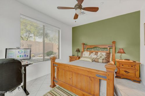 41515 Chase Oaks Way, Phoenix AZ 85086-1888 exterior