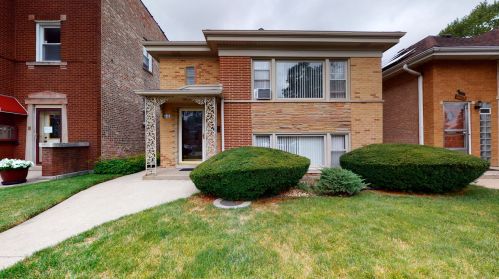 1910 Home Ave, Forest View, IL 60402-1648