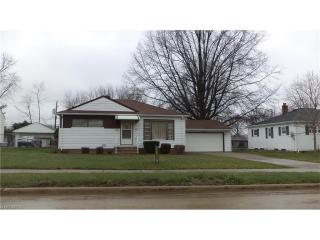 1790 Rush Rd, Willowick OH  44092-1129 exterior