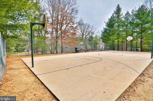 1304 Tristram Cir, West Deptford NJ 08051-2256 exterior