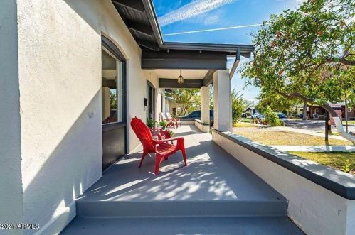 2525 8th St, Phoenix AZ  85006-1049 exterior