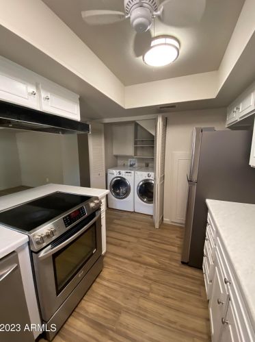 4452 Belleview St, Phoenix AZ  85008-5644 exterior