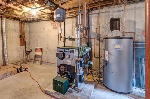 29 Scenic Dr, Worcester MA 01602-2223 exterior