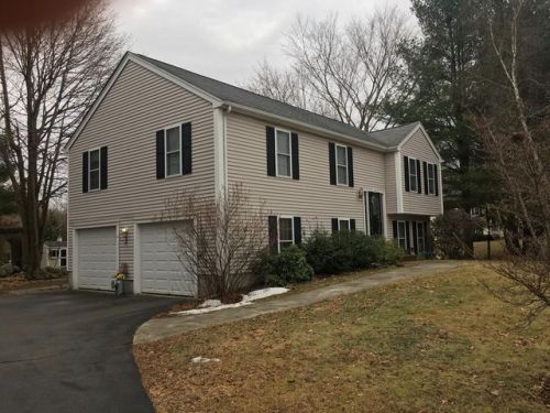 20 Kerri Ln, Whitman MA  02382-1666 exterior