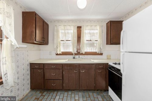 519 Columbia Blvd, West Deptford NJ 08063-1231 exterior