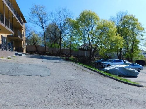 462 Underwood St, Fall River MA 02720-3821 exterior