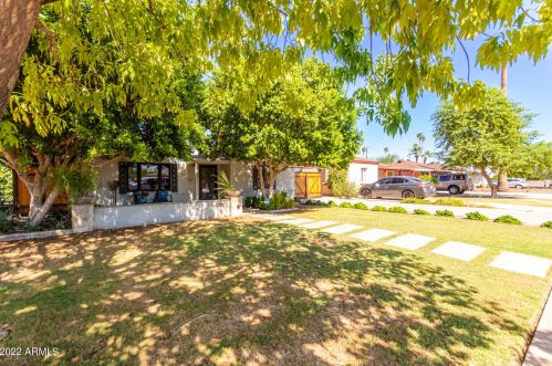 1206 Almeria Rd, Phoenix, AZ 85006-2242