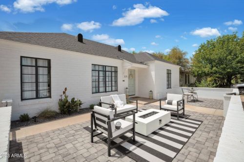 521 Cambridge Ave, Phoenix AZ  85003-1006 exterior