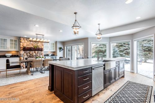 1682 Cutter Ln, Park City UT 84098-7518 exterior