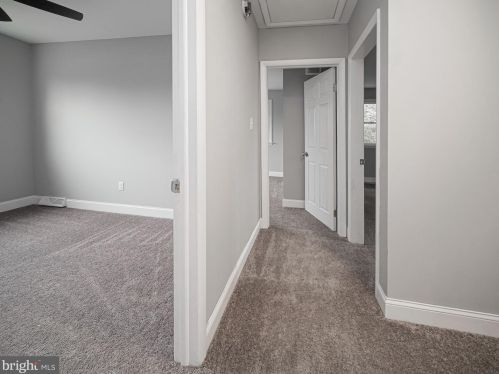 145 Crown Point Rd, West Deptford NJ  08093-1131 exterior