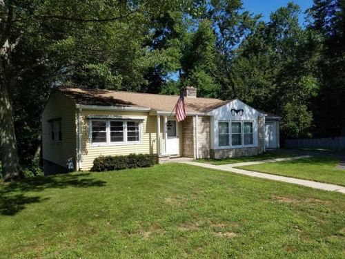 238 Cooper St, Agawam MA  01001-2165 exterior