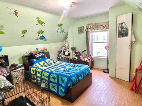 592 Washington Ave, Chelsea MA 02150-3907 exterior