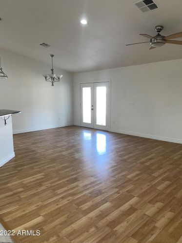 9419 1st Dr, Phoenix AZ 85041-8002 exterior