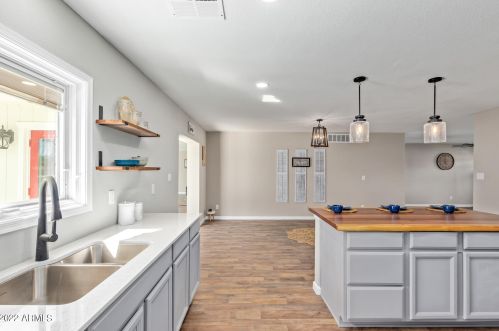 13002 28 Pl, Phoenix AZ 85008-6045 exterior