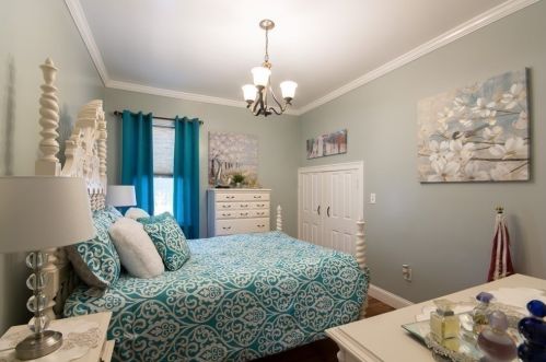 135 Cedar St, New Bedford MA 02740-4312 exterior