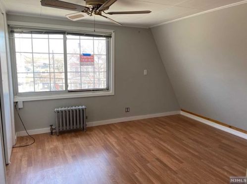 193 Davis Ave, Kearny, NJ 07032-3401