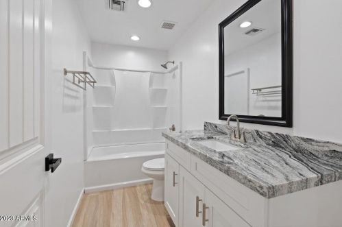 39068 15th Ave, Phoenix AZ 85086-7226 exterior