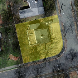 23 Hemlock Rd, Newton MA  02464-1206 aerial view