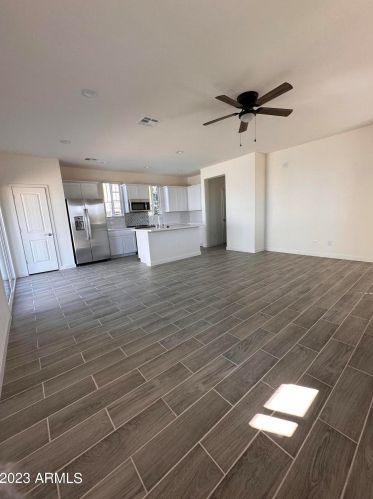 11007 15th Ave, Phoenix AZ  85029-3734 exterior