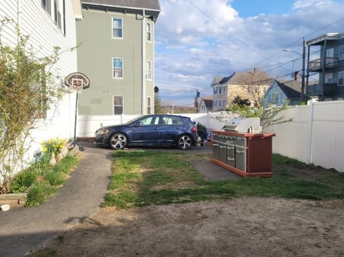 103 Howard St, Lawrence MA 01841-2904 exterior