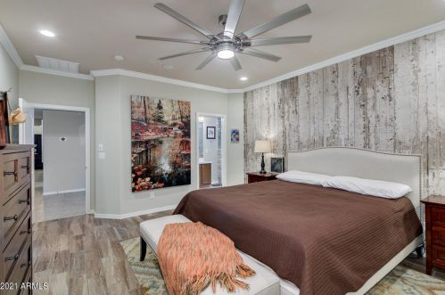 28122 18 Ln, Phoenix AZ 85085-5357 exterior