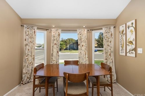 4042 Glenwood St, Irvine CA 92604-2223 exterior