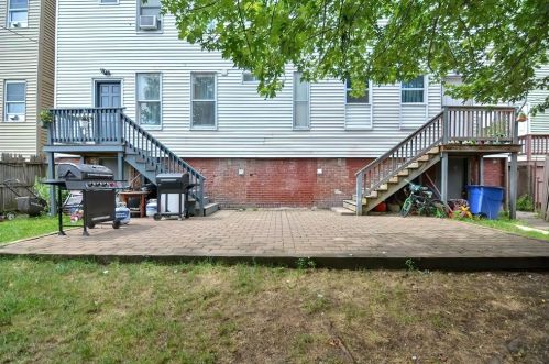 731 Broadway, Chelsea MA  02150-2510 exterior