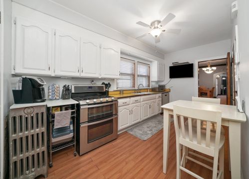 3826 Kenilworth Ave, Forest View IL 60402-2213 exterior