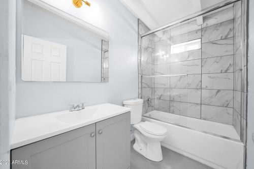 2205 Cambridge Ave, Phoenix AZ 85008-1027 exterior