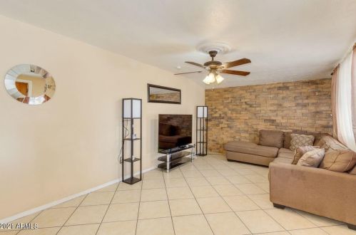 1340 38 Dr, Phoenix AZ 85053-2811 exterior