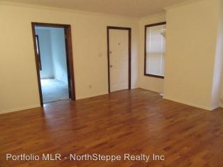 814 Summit St, Columbus OH  43215-1522 exterior