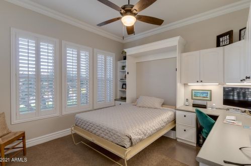 1465 Caribbean Ln, Phoenix AZ 85023-6792 exterior