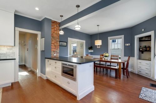 42 Lincoln St, Milton MA 02186-2005 exterior