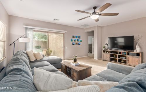 27018 52nd Gln, Phoenix, AZ 85083-6309