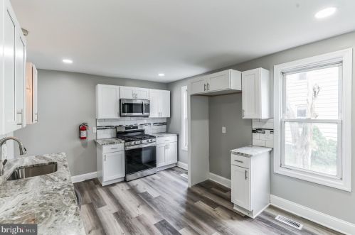 108 Jefferson St, West Deptford NJ 08066-1262 exterior