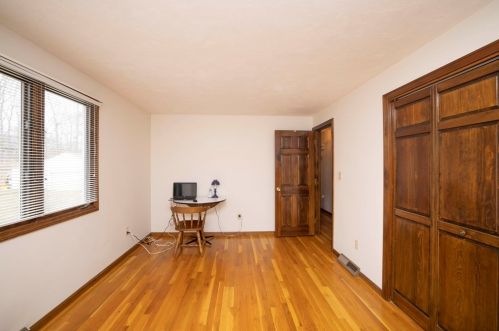 95 Copley Dr, Taunton MA 02780 exterior