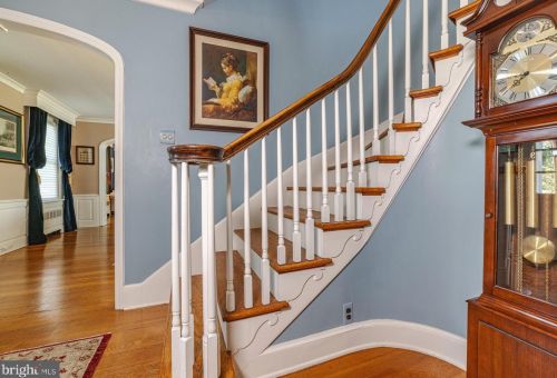 605 Delaware St, West Deptford NJ  08096-1576 exterior