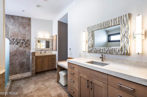 8449 Silver Crk Rd, Park City UT exterior