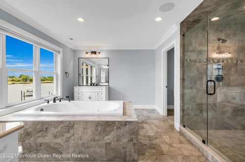 56 Rivers Edge Dr, Little Silver NJ 07739-1706 exterior