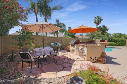 18824 41 St, Phoenix AZ 85032-6711 exterior